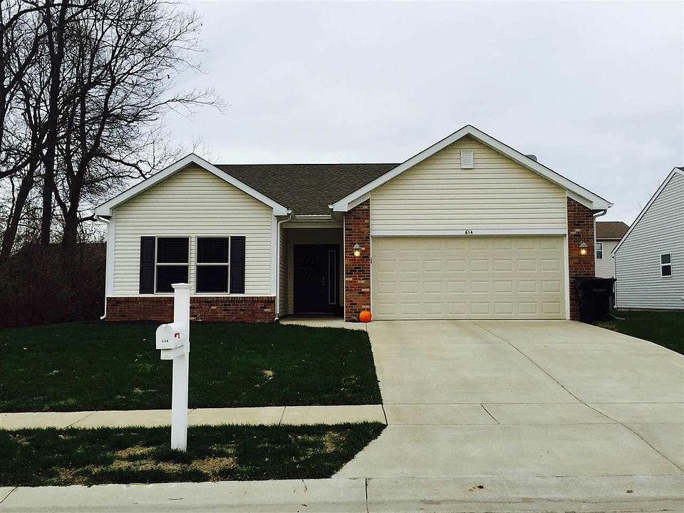 1st image of 614 Harrington Dr
