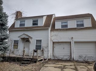 1106 S Main St, Paris, IL 61944