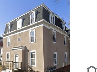 25 Lancaster St, Worcester, MA 01609