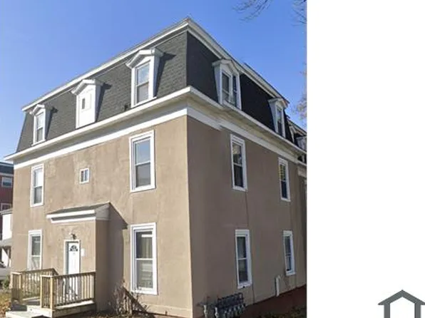 25 Lancaster St, Worcester, MA 01609