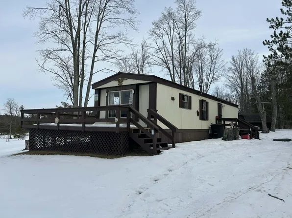 1005 Velda Trl, Fairview, MI 48621