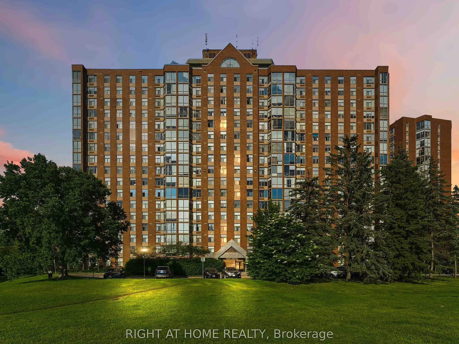 2 bed, $2,500 — Photo 1