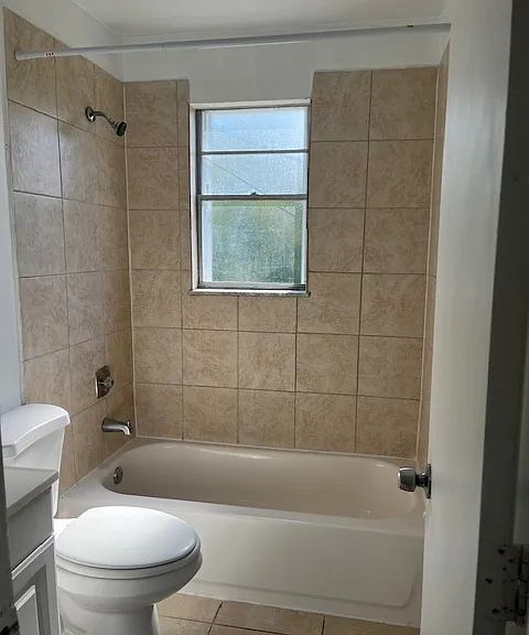 1596 Cypress Dr #1A — Photo 4