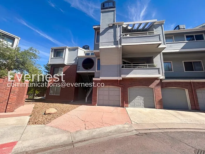 934 Acapulco Ct — Photo 1