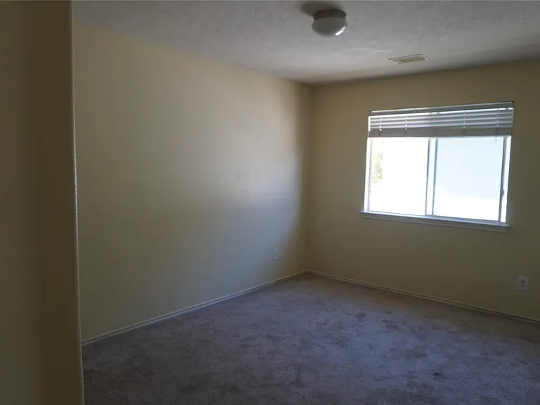 4727 Live Meadow Ln — Photo 7