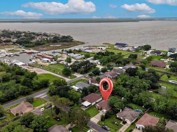 1916 41st Ave N, Texas City, TX 77590