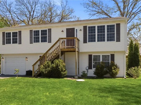 48 Harris Ave, Warwick, RI 02889