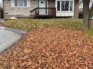 51 Windermere Ct #B, Brampton, ON L6X 2L5
