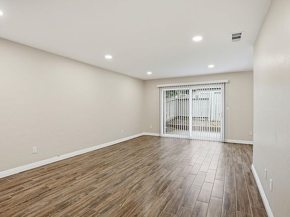 3rd image of 840 Bonita Ave #840