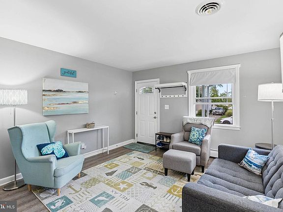 5th image of 2611 Wentworth Rd