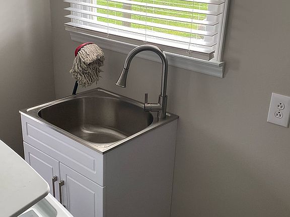 Laundry/Mud Room