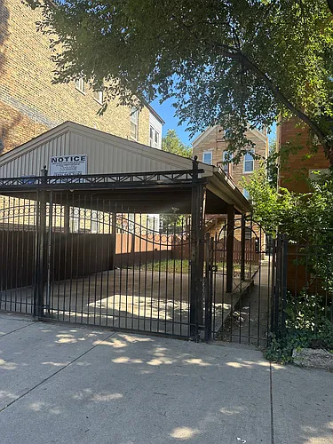 2437 S Kedzie Ave #2 Photo 1