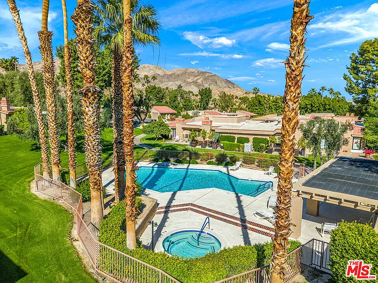 48990 Wildwood Ln — Photo 28