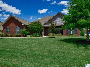 118 Hardin Oak Dr, Madison, AL 35756