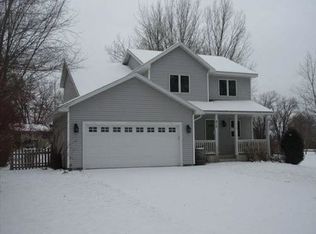 413 Medayto Dr, Spicer, MN 56288