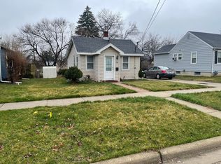 78 S Alfred Ave, Elgin, IL 60123