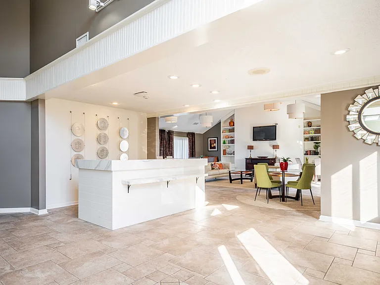 Scarborough Lake Apartments — Photo 15