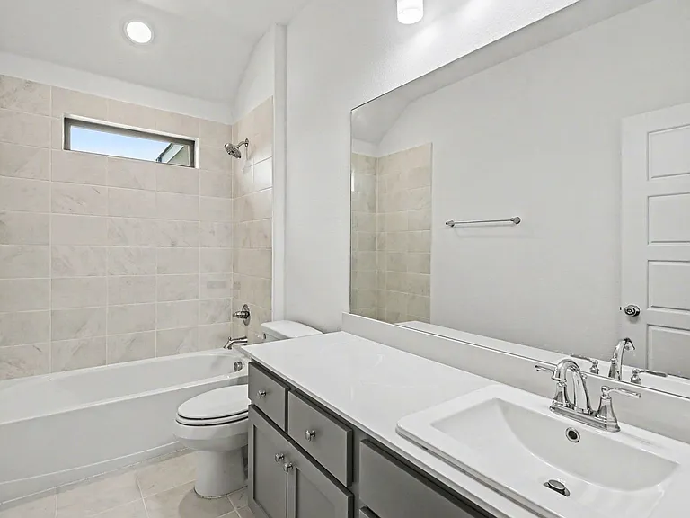 2653 Keokuk St — Photo 24