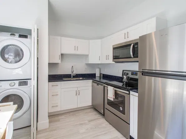427 NW 34th St, Miami, FL 33127