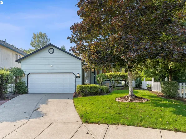 1447 Cramner St, Lafayette, OR 97127