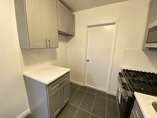 Sold by Diamond Real, Inc. | media 2