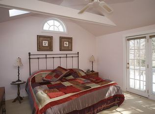 152 N Taylor Ave, Norwalk, CT 06854