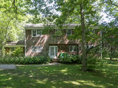 13 Squires Path, East Hampton, NY, 11937