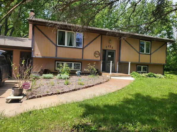 9433 Fox Valley Dr, Hamel, MN 55340