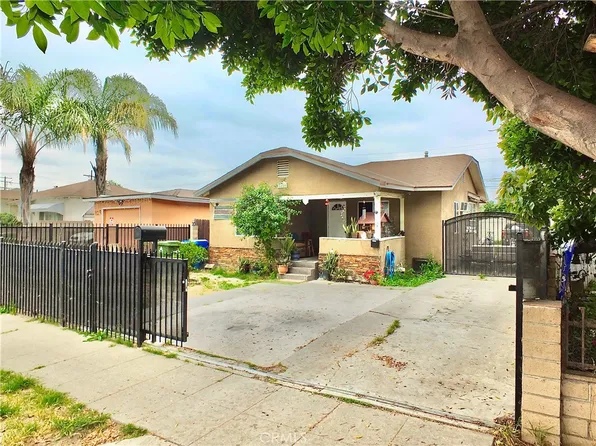 1131 E 106th St, Los Angeles, CA 90002