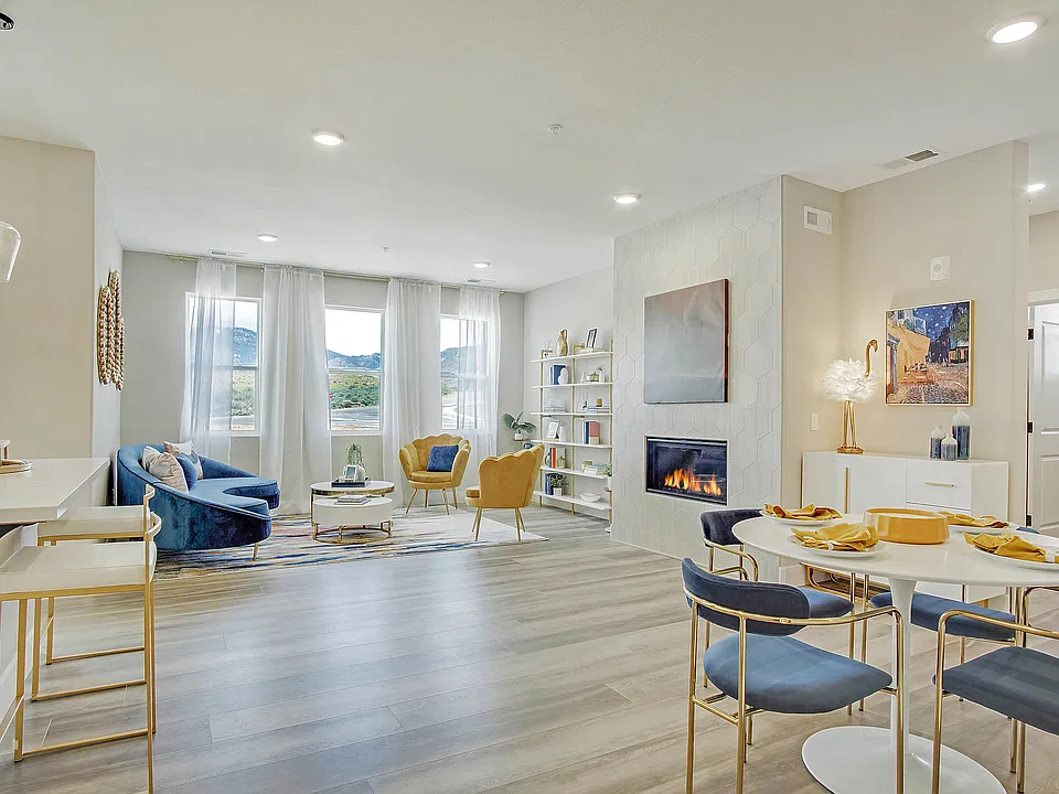 Dining and living areas with view to the balcony
