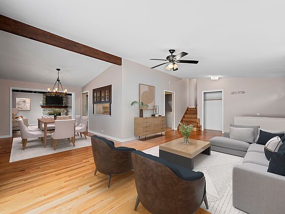 2nd image of 324 Warren Rd