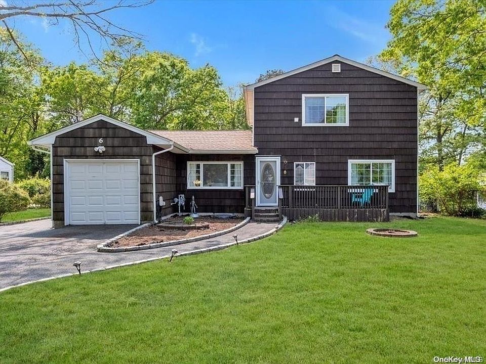 1st image of 6 Arbutus Court