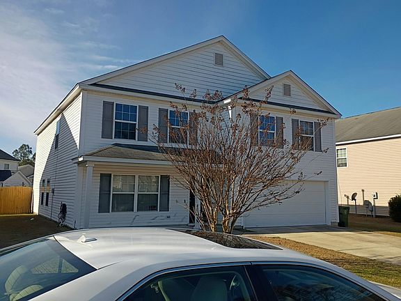3rd image of 244 Summer Park Rd