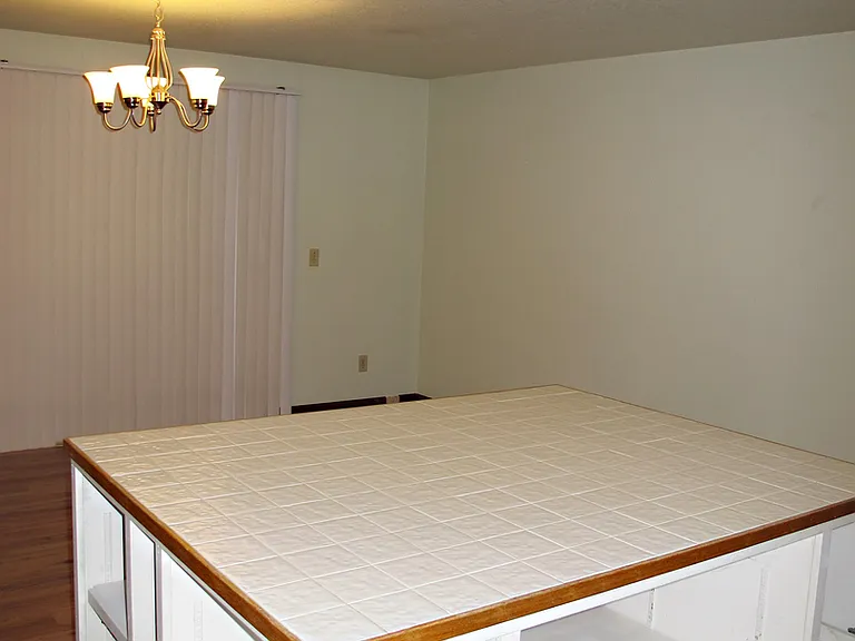 601 NW Ensign Dr — Photo 9