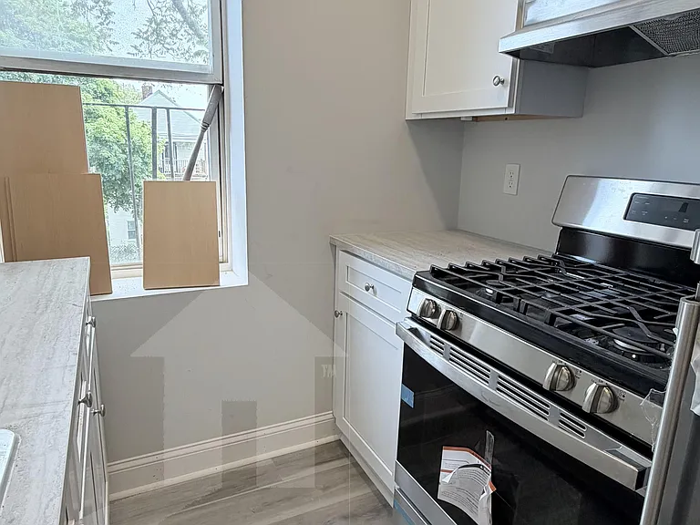 74 Kirkland St #33 — Photo 11