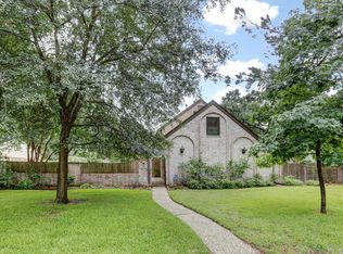 10023 Springwood Forest Dr, Houston, TX 77080
