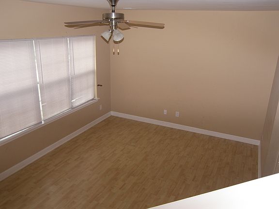 Living Room (2)_06262014