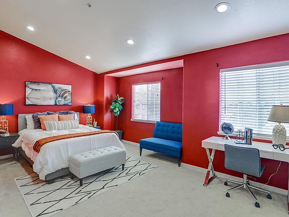 2nd image of 3264 Mouverde Pl