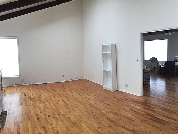 2nd image of 57 Grant Ave
