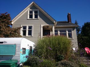 7716 12th Ave NW, Seattle, WA 98117