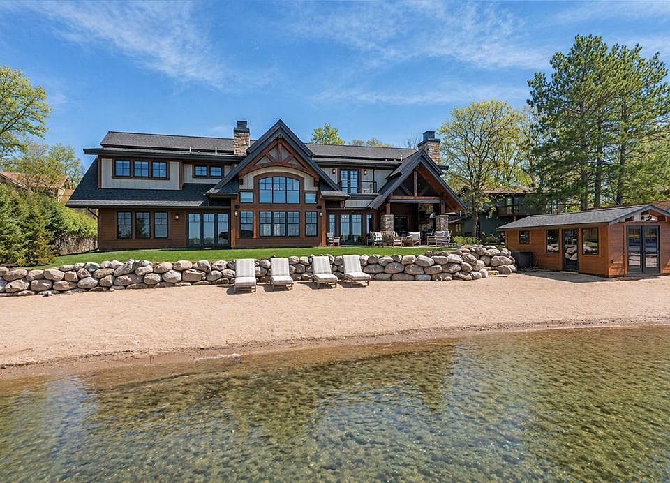 1st image of 1344 Pike Bay Rd