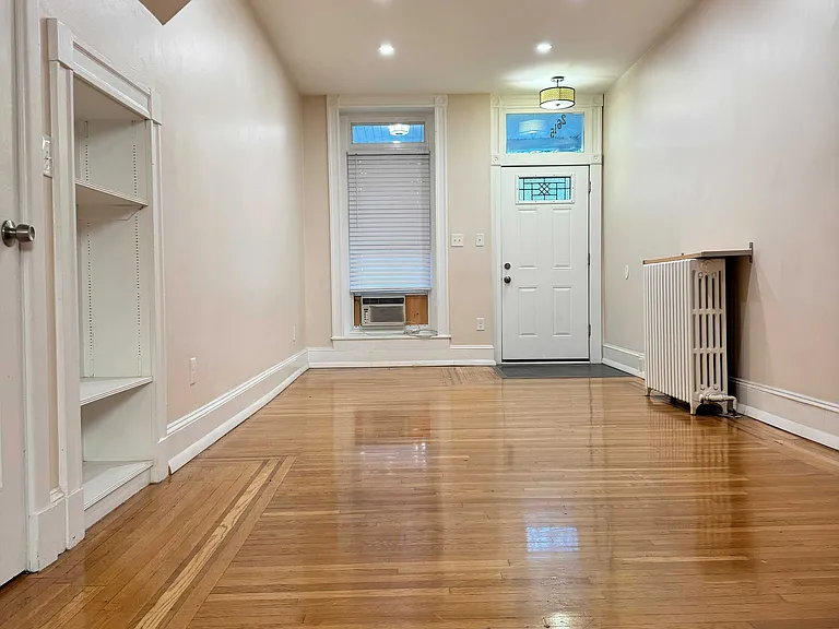 2615 N Calvert St #1 — Photo 2