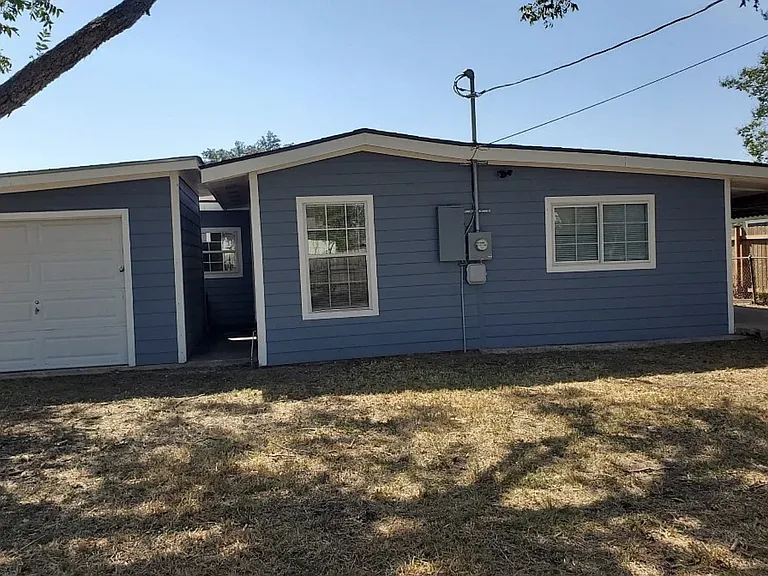 311 Ryan Dr — Photo 17