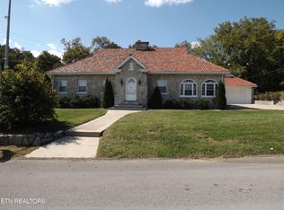 1702 Haynes St, Tazewell, TN 37879