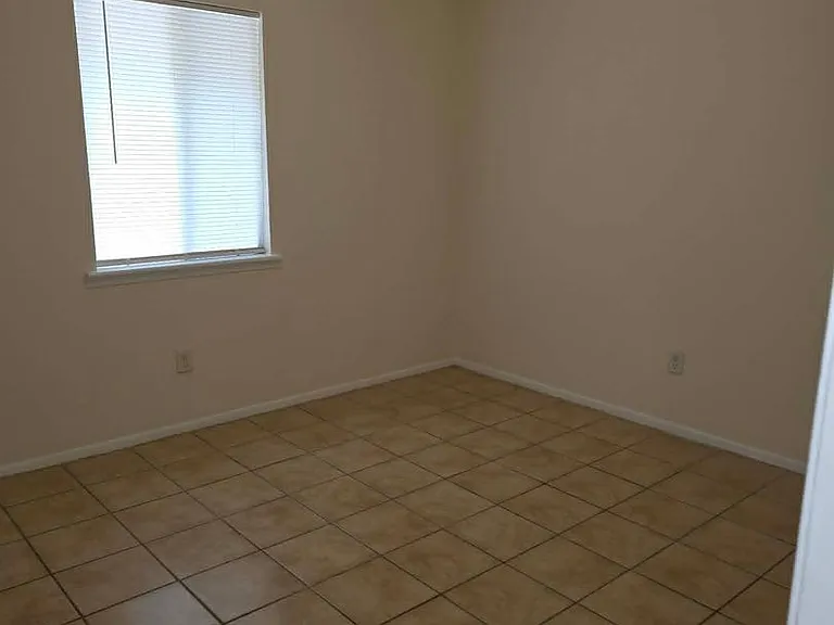 2345 Langston St — Photo 4