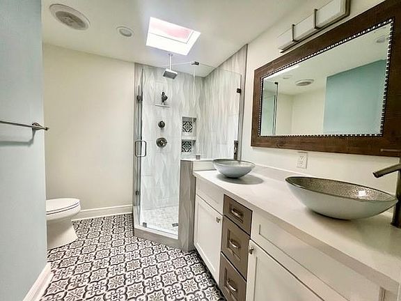 4th image of 3201 Saint Charles Ave APT 309