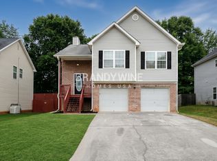 5832 Mays Ridge Ct, Rex, GA 30273