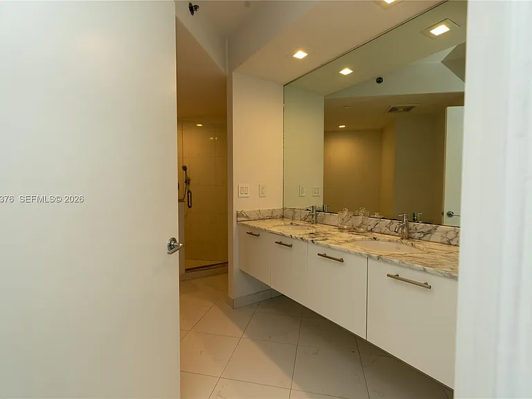500 Brickell Ave #1407 — Photo 19
