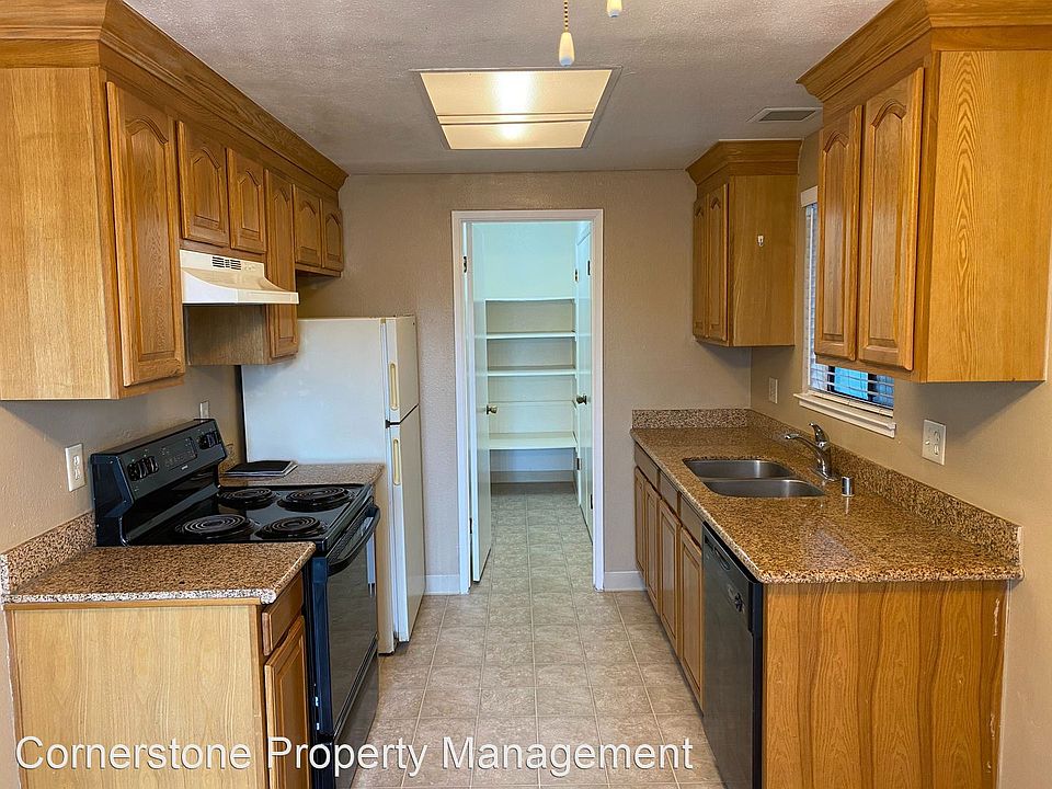 1st image of 4996 Edgar Ct #3