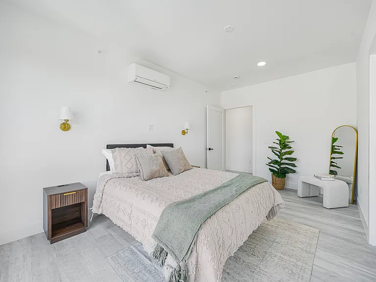 4614 Kennedy Blvd #203 — Photo 6